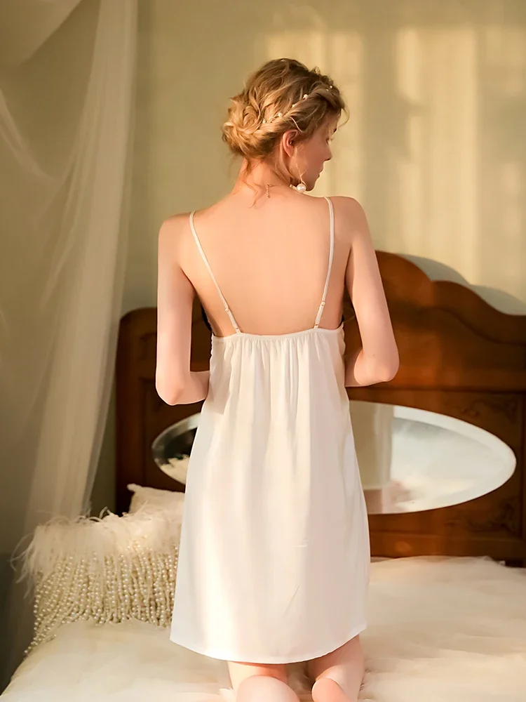 Dawnloom Women's Silk Camisole Nightgown V-Neck White Black Contrast Lace Minimalist Sexy Luxury Loungewear Sleepwear