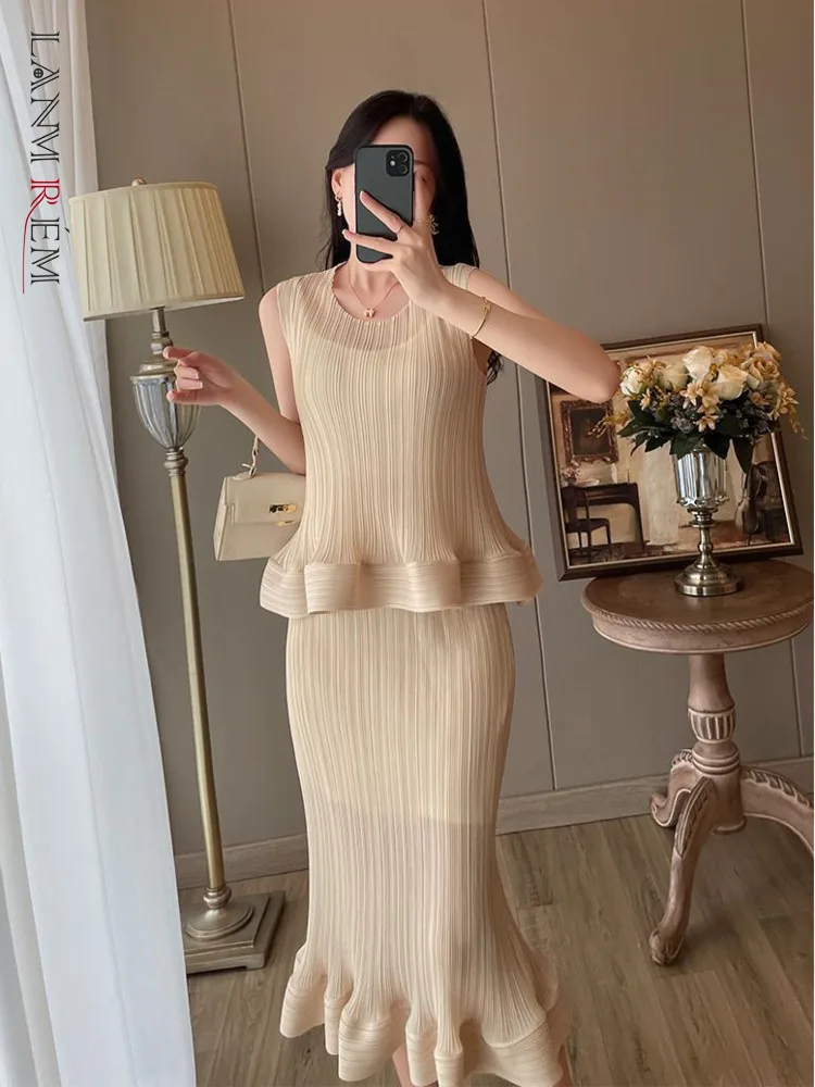 LANMREM 2024 Summer Pleated 2 Pieces Skirt Set For Women O-neck Sleeveless High Waist Designer Skirts Female Summer New 2YA884