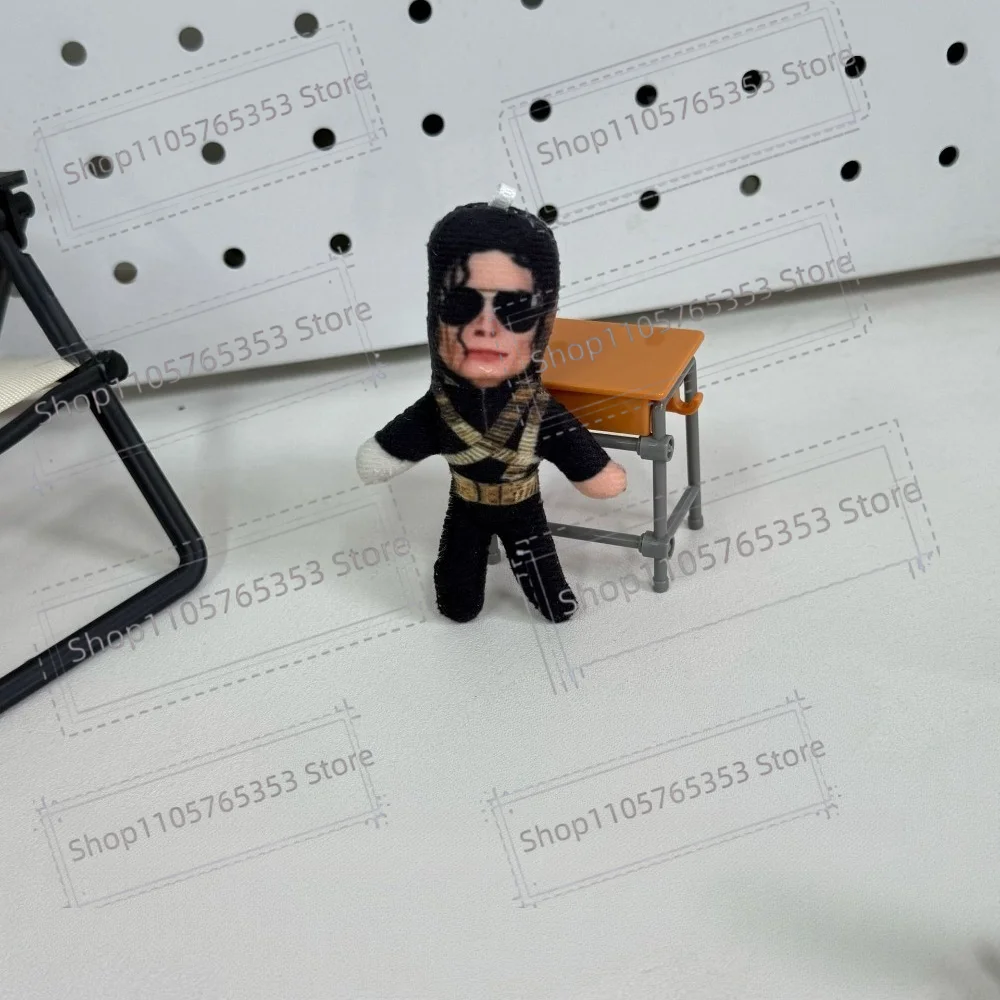 Neue 6 Stile 10cm Michael Jackson Cosplay Prop Puppe Plüsch Stoffpuppe Raumdekoration Abstrakte Bewegliche Gelenke Requisiten Geschenk – Detail 8