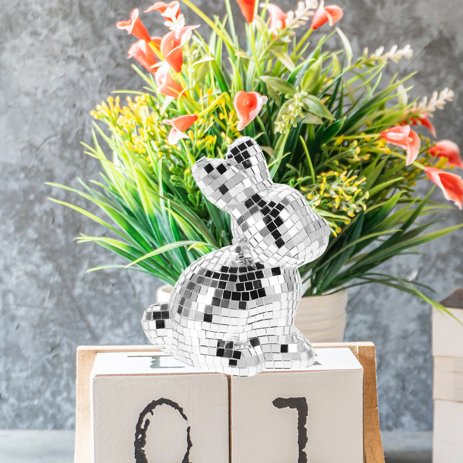 Statue Mirror Disco Ball For Party Wedding Stage Decor Rabbit Shape Disco Balls Desktop Holiday Display Home Animal