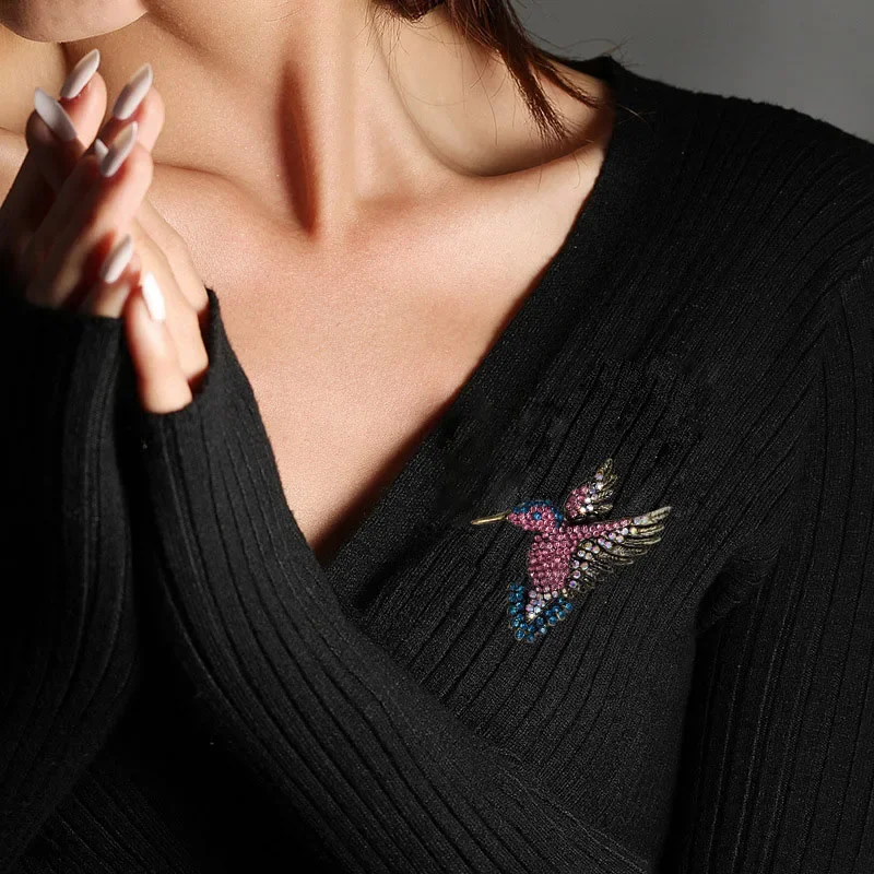 Women Animal Pin Brooch Colorful Rhinestone Hummingbird Brooches Fashion Clothing Accessories Party Coat Scarf Jewelry