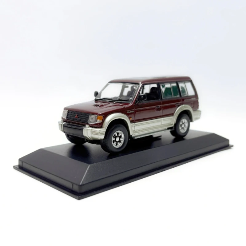 

Minichamps, литой под давлением, масштаб 1:43, внедорожник Pajero LWB1991, имитация сплава, коллекция моделей автомобилей, украшение, подарочный дисплей