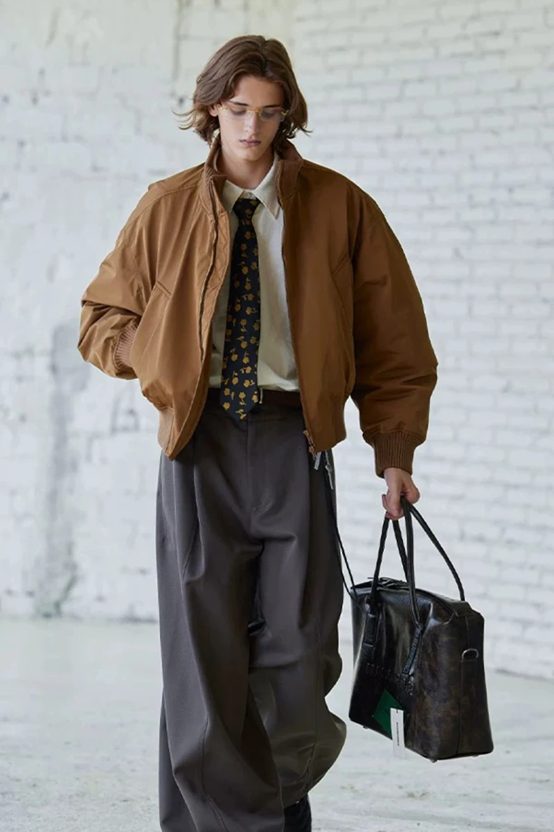 

New American high street stand-up collar baseball cotton-padded jacket, flight jacket, short cotton-padded jacket for men