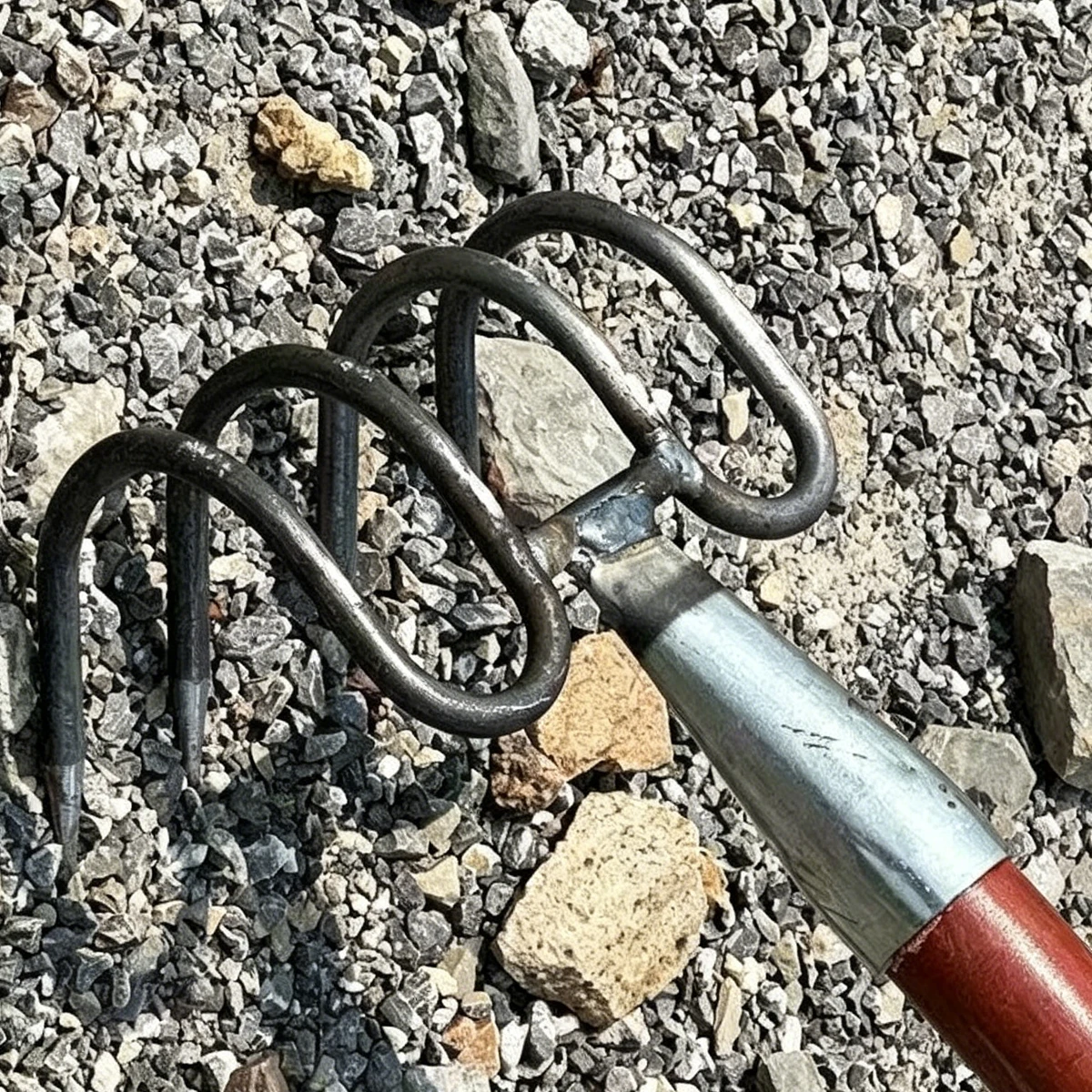 Steel Gravel Rake Plowing Land Reclamation Site for the Garden Rabata Lawn Rakes Harrow Agriculture Dethatcher Tines