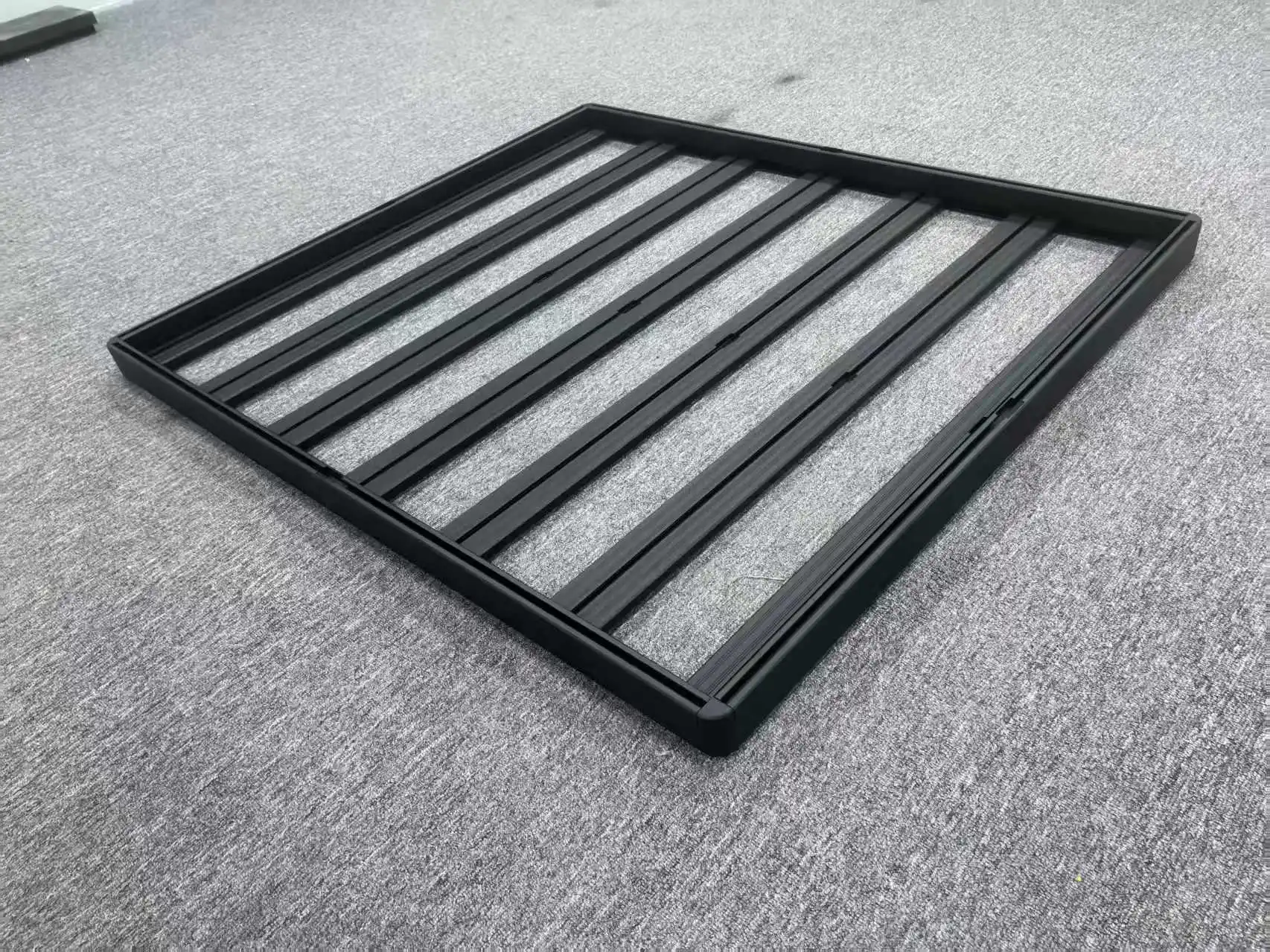 Black Powder Coating Roof Rack Crossbar System for Offroad Luggage Racks Platform Compatible Shark 6 Aluminum Alloy
