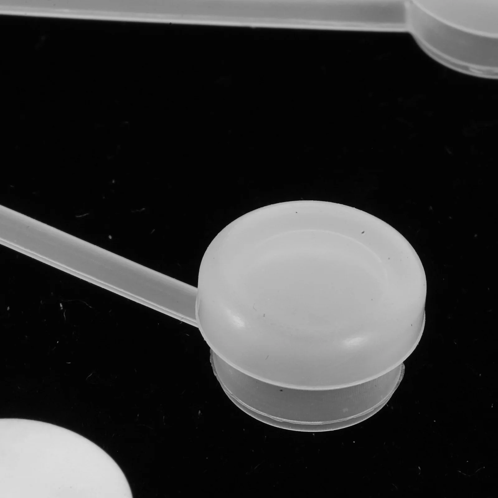 

Leak Stopper Water Bottle Silicone Spill-proof Spout Stoppers for Straw Transparent