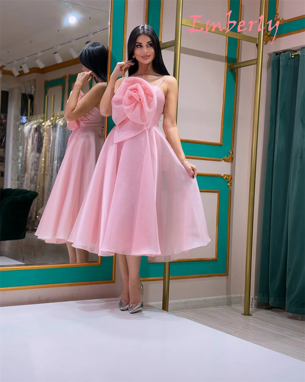 Personalizado clássico rosa cetim vestido de noite requintado sem alças alças alças espaguete sem mangas vestido de festa delicado vestidos de celebridades