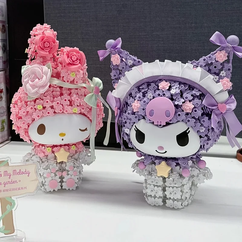 

Snaptogs Kuromi My Melody Set Rose Petal Design Animation Model Kawaii Desktop Ornaments As Surprise Birthday Gift Toy