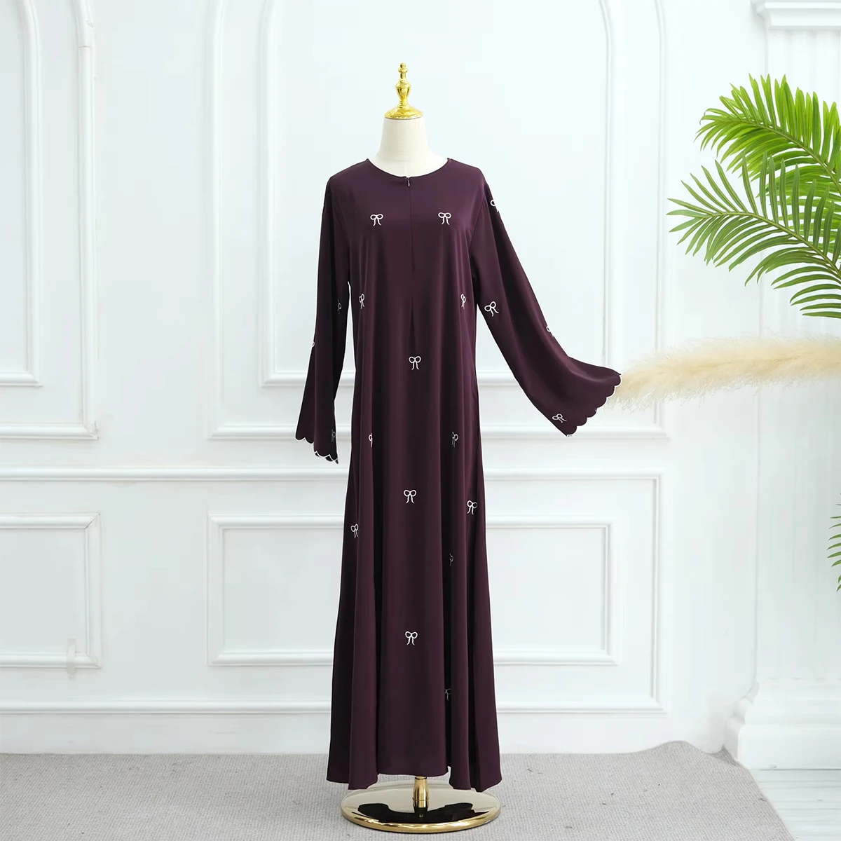 

Новая вышивка Ид Нида, скромная Абая, Дубай, Абая, женская исламская одежда, элегантное закрытое мусульманское женское платье Абая