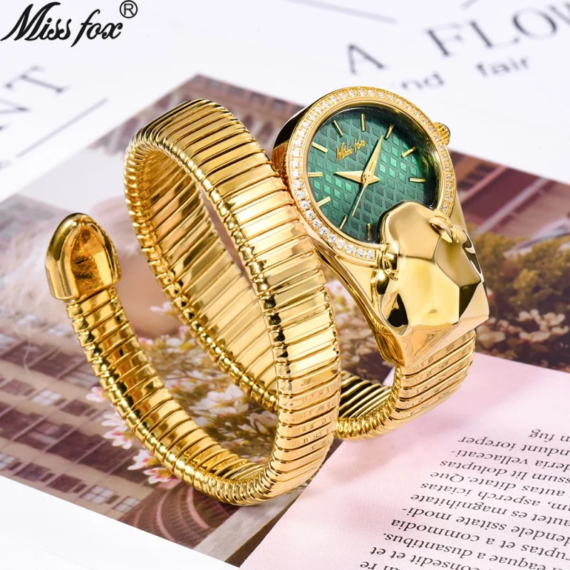 Official brand of free shipping Top-Selling Product Fashion Trendy Unique Diamond Snake BraceletExquisite women's watch