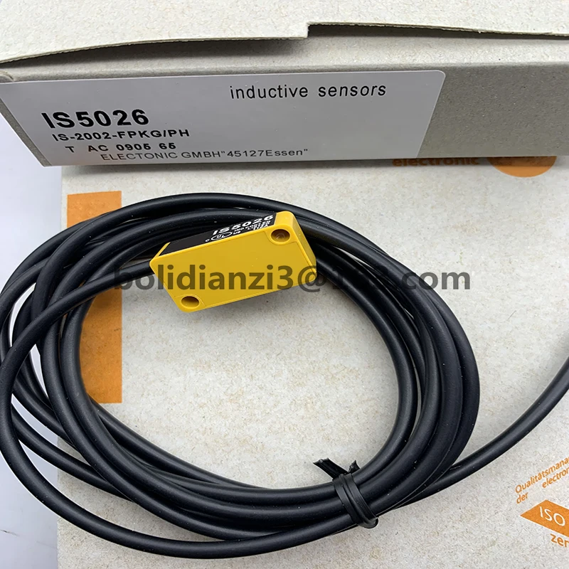 Original proximity switch sensor IS0008 IS5045