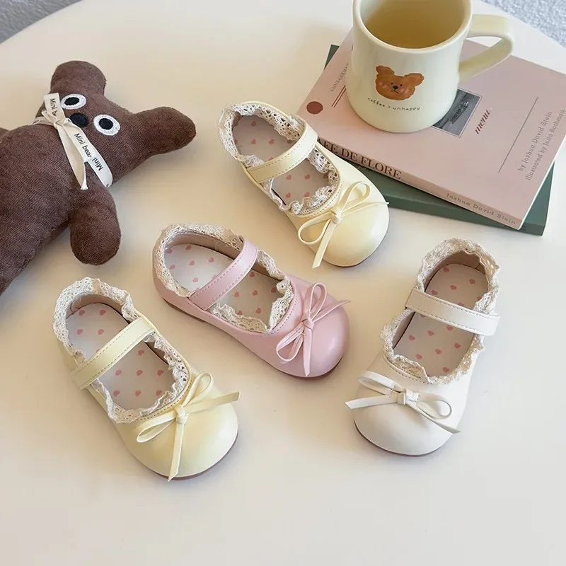 

Spring Summer New Style Soft Bottom Bean Bean Shoes for Little Girls Baby Girls Butterfly Knot Princess Shoes Single Shoes