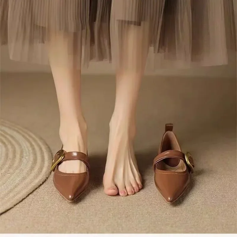 

Лидер продаж 2025, женские туфли с острым носком, на среднем каблуке и на мелкой пряжке, на высоком квадратном каблуке, модные туфли-лодочки, Zapatos