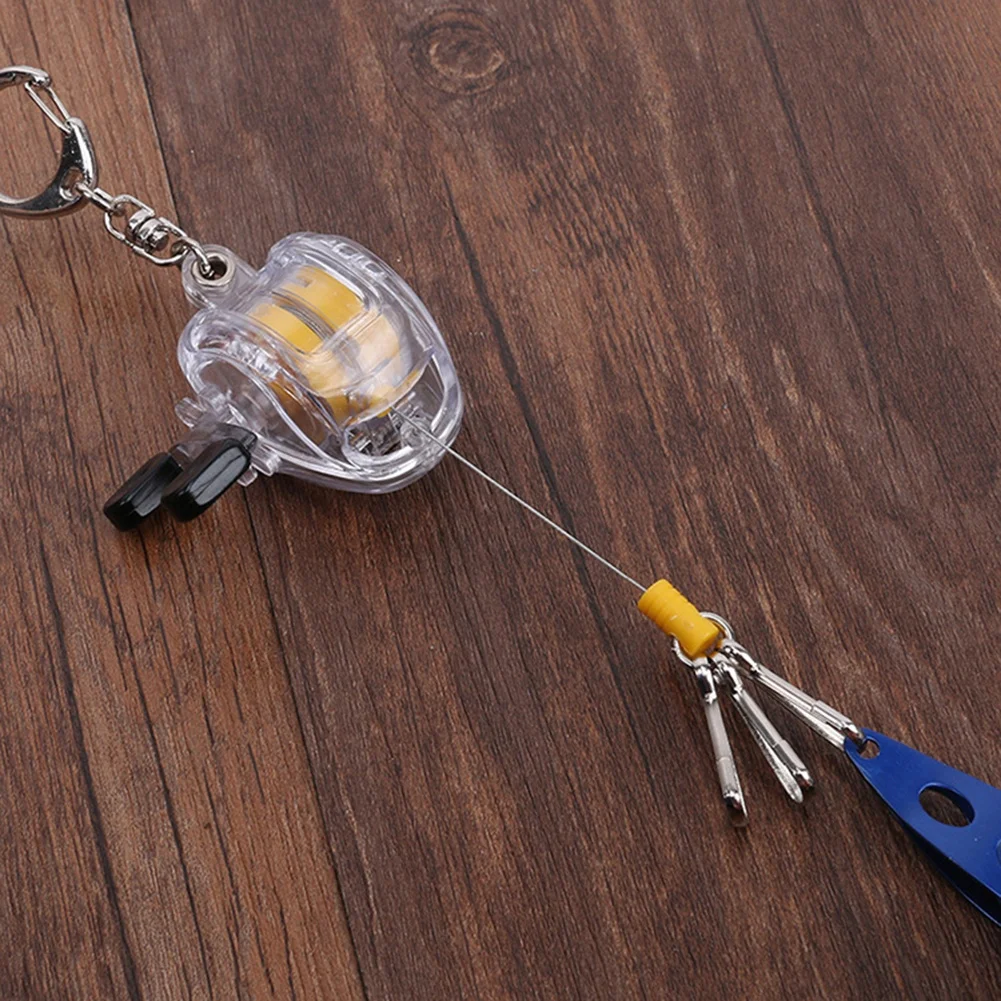 

Fly Fishing Reel Keychain Key Ring For Tackle Fans, Retractable 48 Cm Cord, For Durable Plastic, Realistic Mini Reel