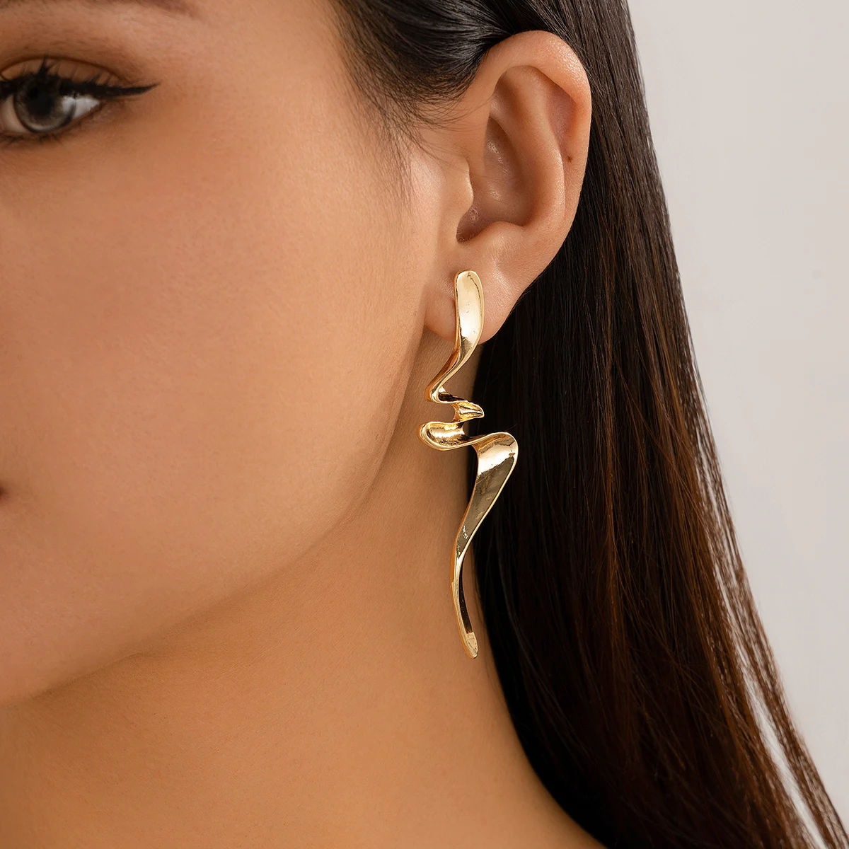 IngeSight.Z Fashion Irregular Metal Twisted Long Drop Earrings for Women Trending Geometric Gold Color Waves Earrings Jewelry