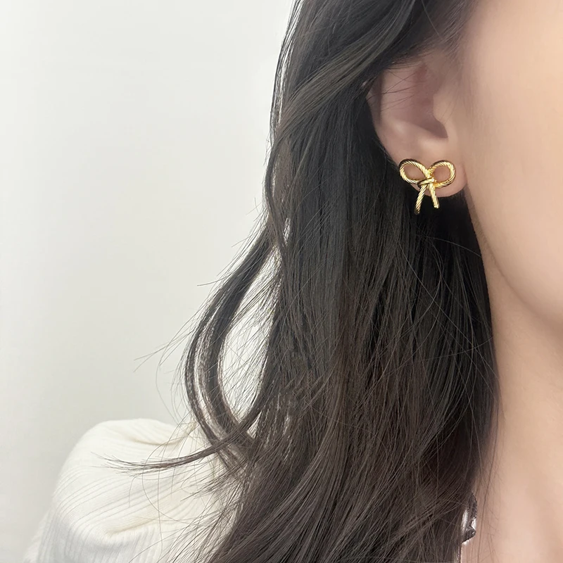 

Real 925 Sterling Silver 18K Gold Twisted Bowknot Stud Earrings for Women Minimalist Trendy Fine Jewelry Mini Accessories