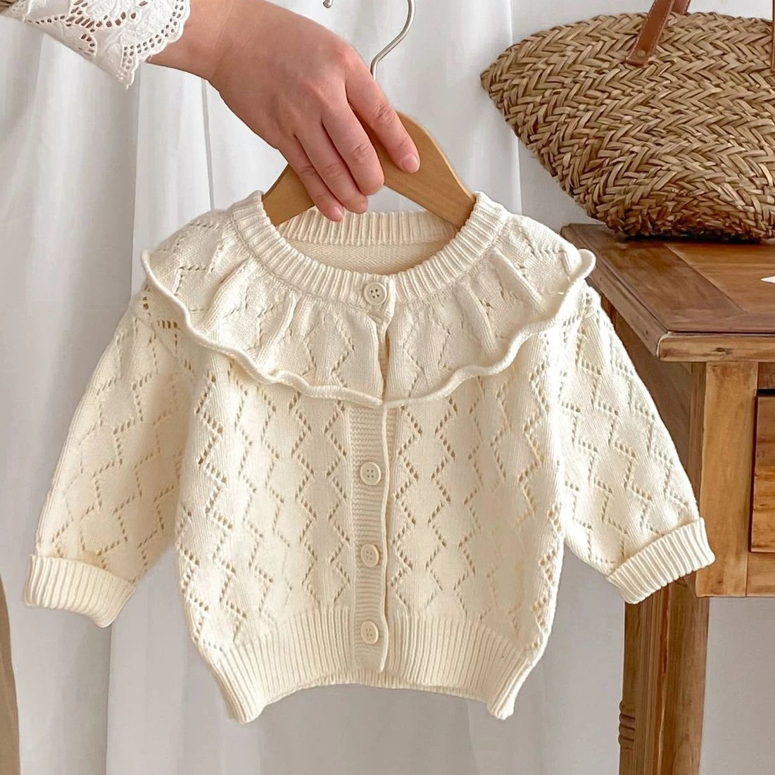 

Baby Clothes 2024 Spring Autumn New Baby Girl's Sweater Hollow Cotton Yarn Knitted Long-sleeved Cardigan Coat