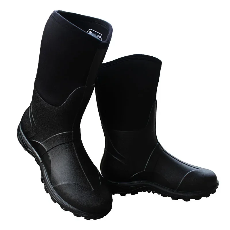 New Men\'s Niu Brang Mid Tube Rain Boots Water Shoes and Rain Shoes for Warmth and Warmth