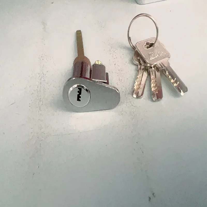 Single tongue door lock core for wooden doors, door handle with ear plug core, old-style lock core, indoor door lock accessories