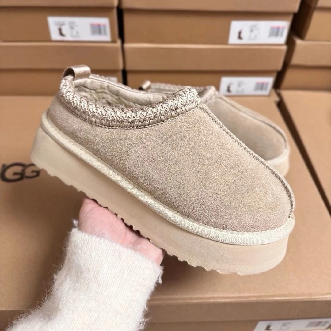 

Sanpo 2025 Knitted Thick-Sole Snow Boots, Women's Beige Warm Toe-Covered Cotton Slippers for Indoor & Outdoor