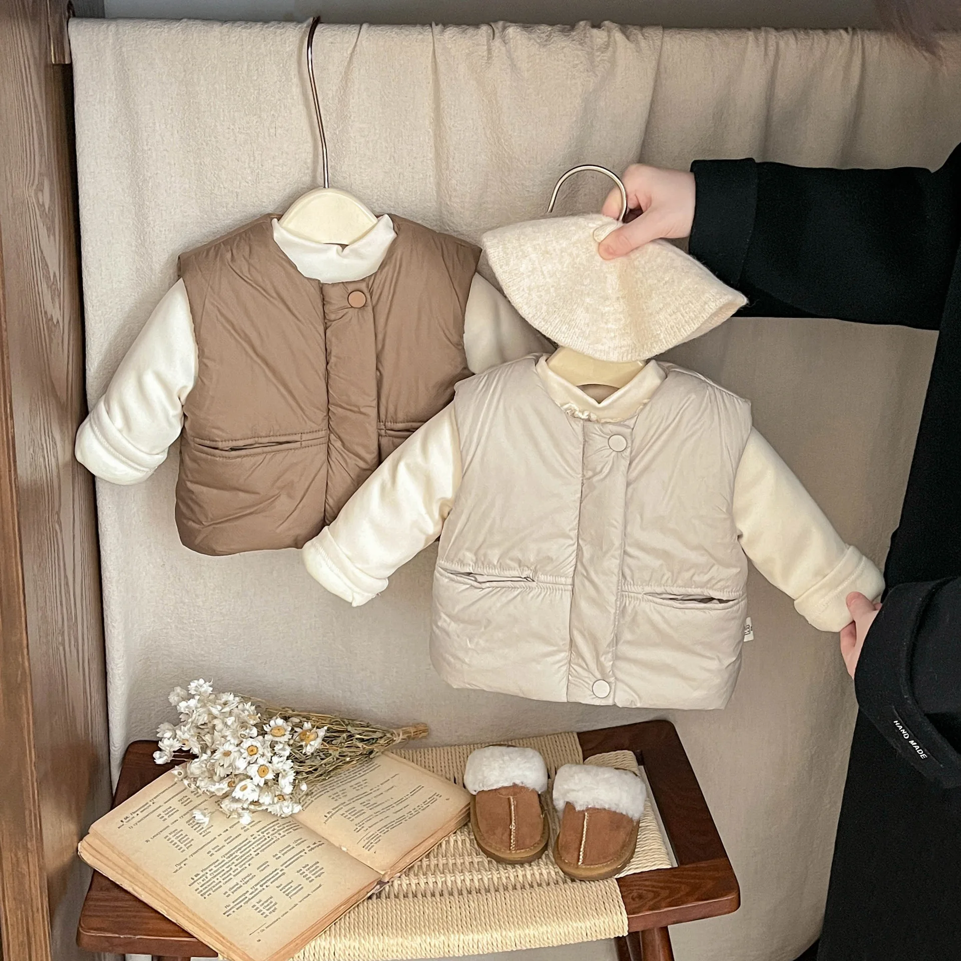 

Kids Baby Girls Vest 2025 Winter Solid Thicken Warm Toddler Girls Parkas Vest Korean Children 1-3Y Girls Quality Waistcoat