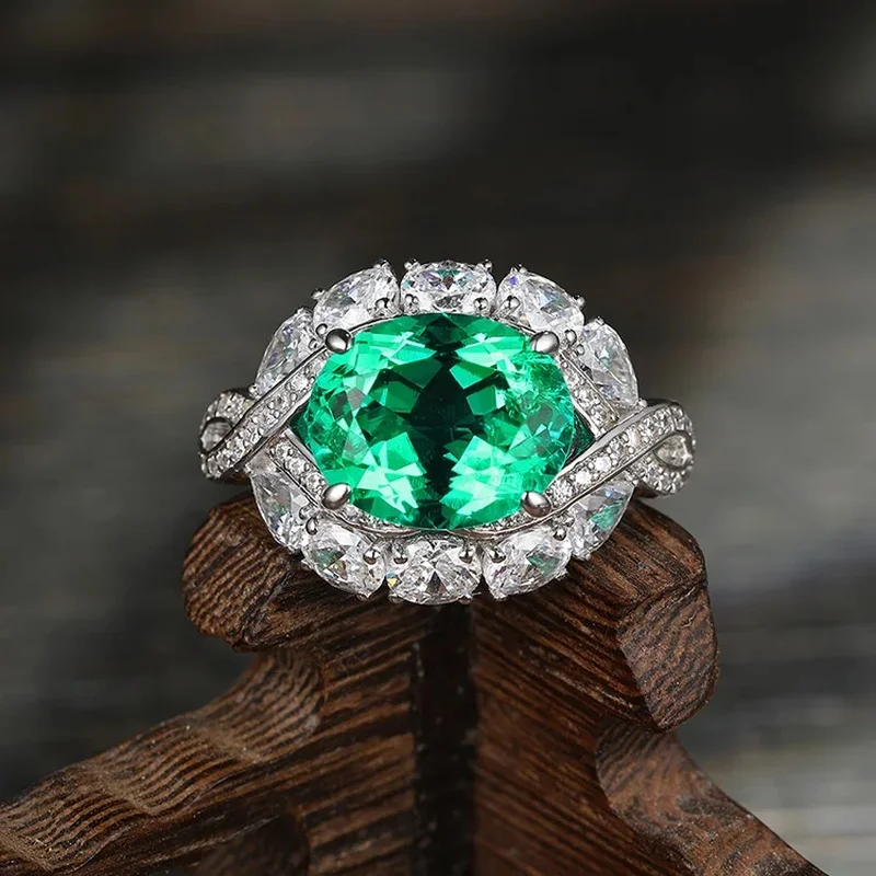 Lab Grown Diamonds Oval Cut Lab Created Emerald Ring for Women Silver Plated White Gold Elegant Jewelry Gift with Brilliant
