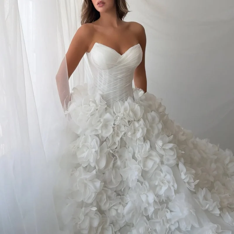 Simple White Elegant Sweetheart Ball Gown 3D Flower Decal Wedding Dress With Decoration Bridal Gowns Customized