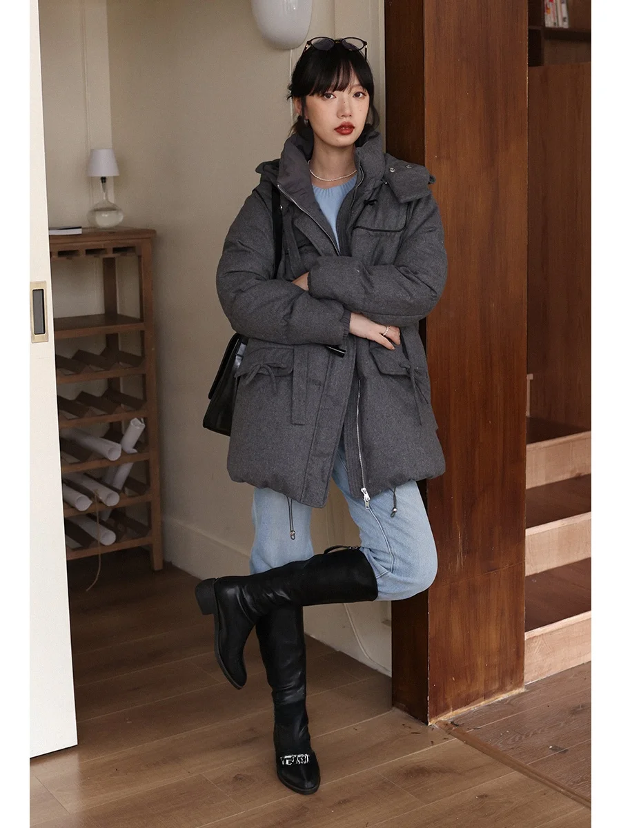 

Теплая утолщенная хлопковая пуховая куртка-пальто женская зимняя новая модель с пуговицами и отстегивающимся капюшоном для города и отдыха