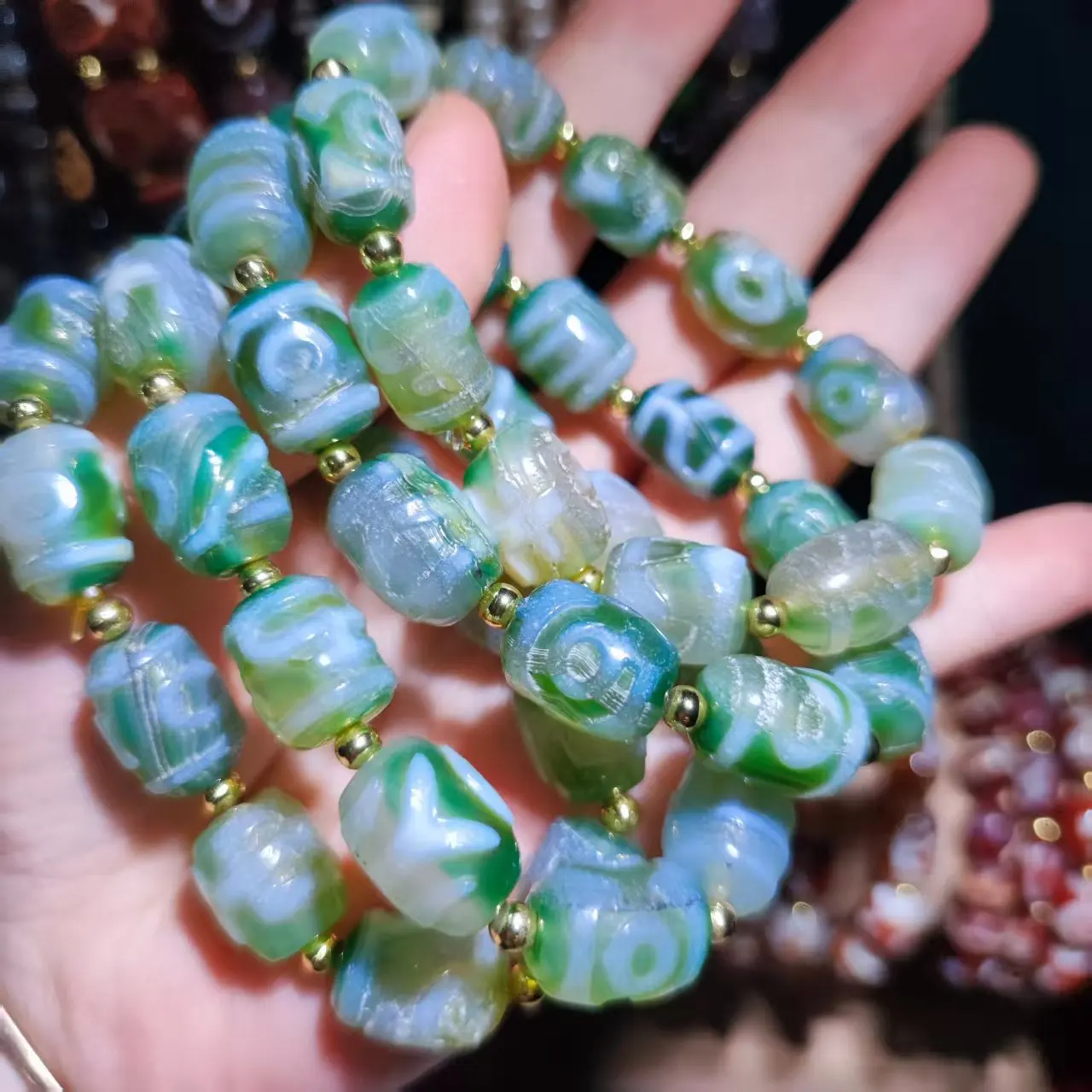 1bag/lot Featured Vintage Weathered Concave Convex Relief Dzi Bead Bracelet Natural Agate Chalcedony Bead Strand Clearance