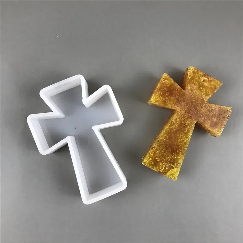 

2pcs Versatile Silicone Cross Mold for DIY - Ideal for Car Fresheners, Candles, Soaps, Resin Crafts with Detailed Design