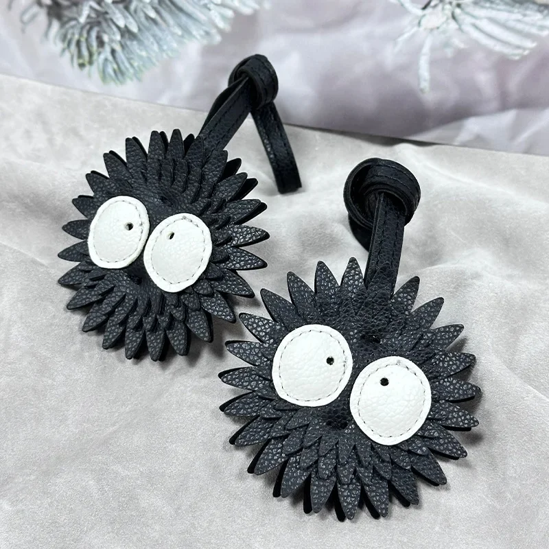 

Black Coal Ball Leather Keychain Bag Bag Pendant Cute Simple Personality Female Tide With Accessories Ugly Cute Little Coal Ball