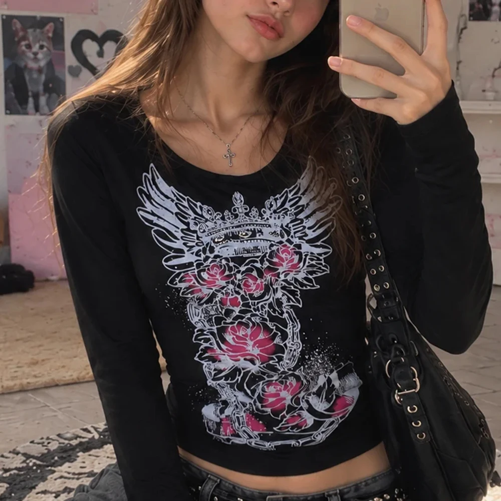 2026 Women's Black Long Sleeve T-shirt Rose Wing Chain Graphic Print Scoop Neck Slim Fit Y2K Gothic Streetwear