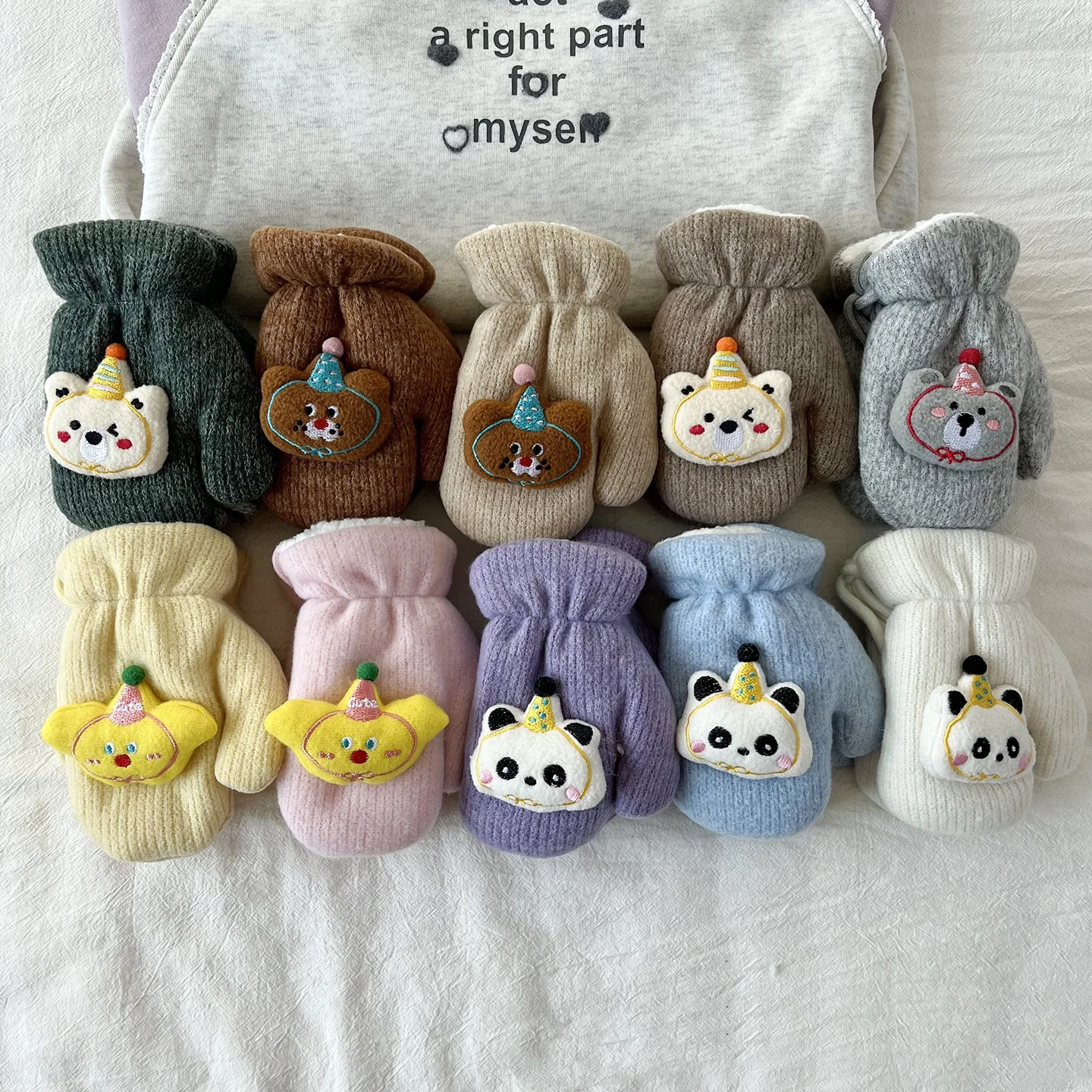 قفازات شتوية للأطفال من الصوف الحراري الدافئ قفازات حيوانات كرتونية لطيفة قفازات مضادة للانزلاق لعمر 2-6 سنوات