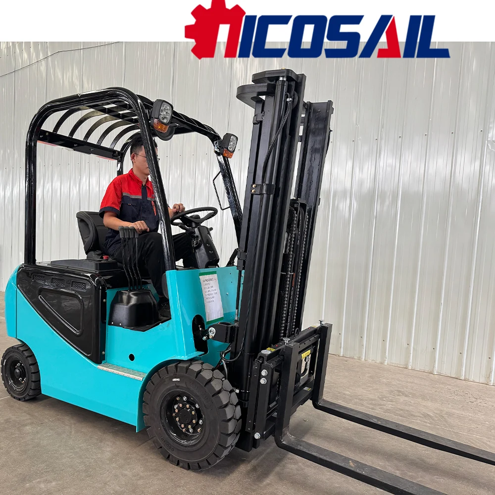 

Маленький погрузчик, прошедший сертификацию CE EPA, подходит для обработки небольших грузов на семейных фермах.