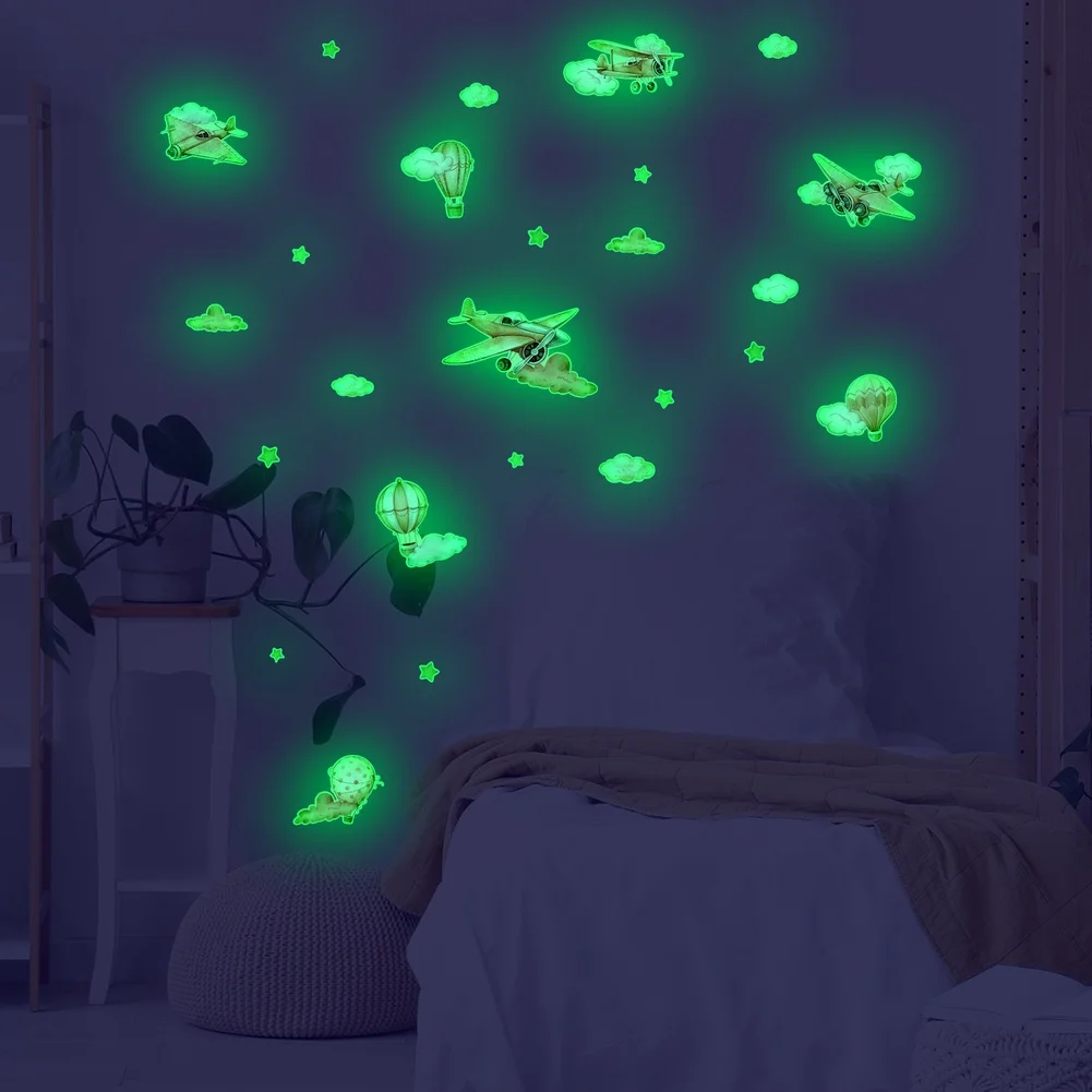 Nursery Decoration Glow Wall Stickers Airplane Decals Glow-in-the-Dark Cartoon Airplane Design Hot Air Balloon Pattern