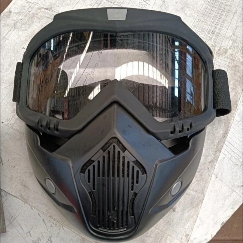 Kids' Tactical Mask with Detachable Goggles. 6 Colors for Full Protection During Outdoor Adventures like Cycling & Exploring