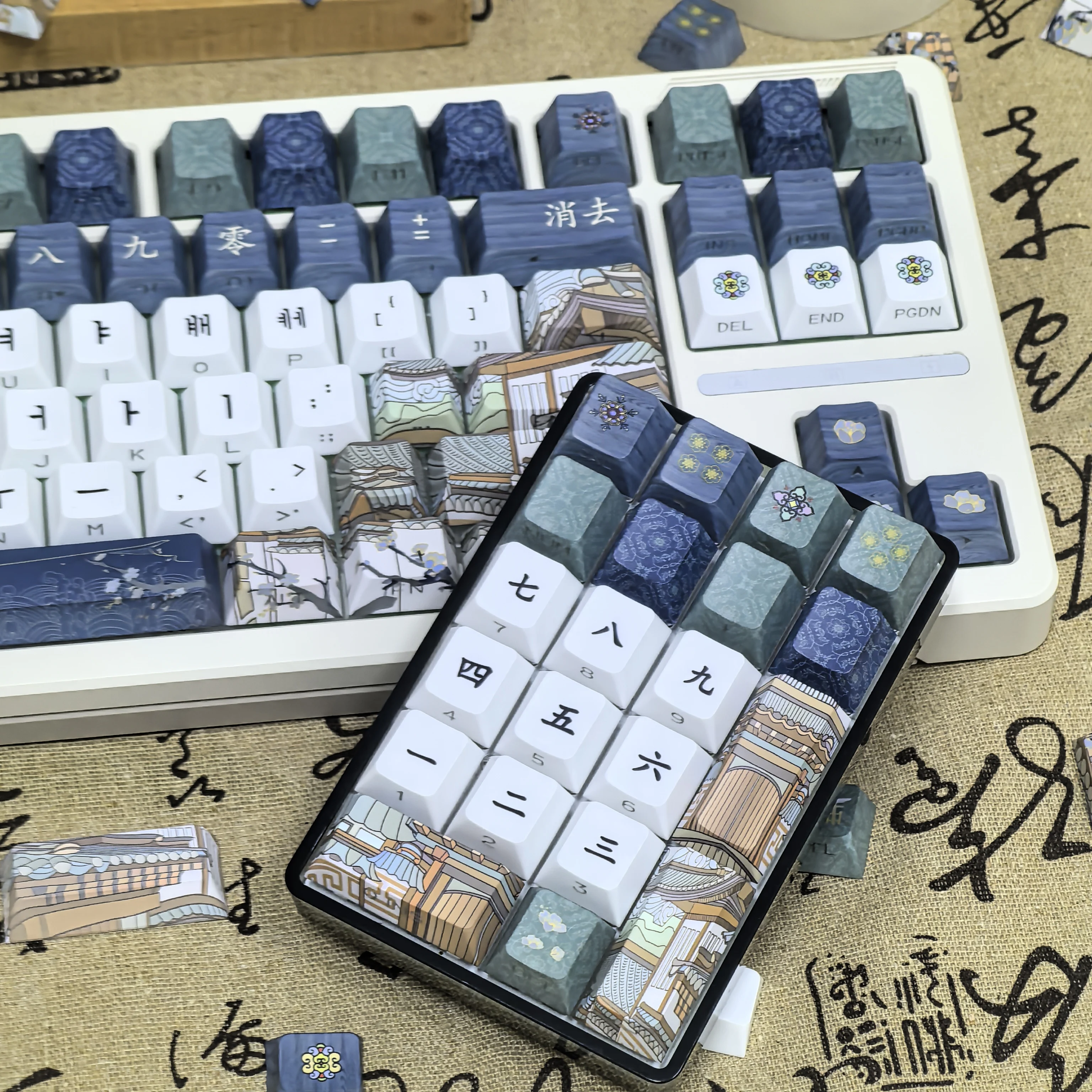 Retro Korean Keycap Dark Blue Ancient Architectural Pattern Chinese Style Cherry Pbt 'L' Enter Key Alice Layout Dancheong Keycap