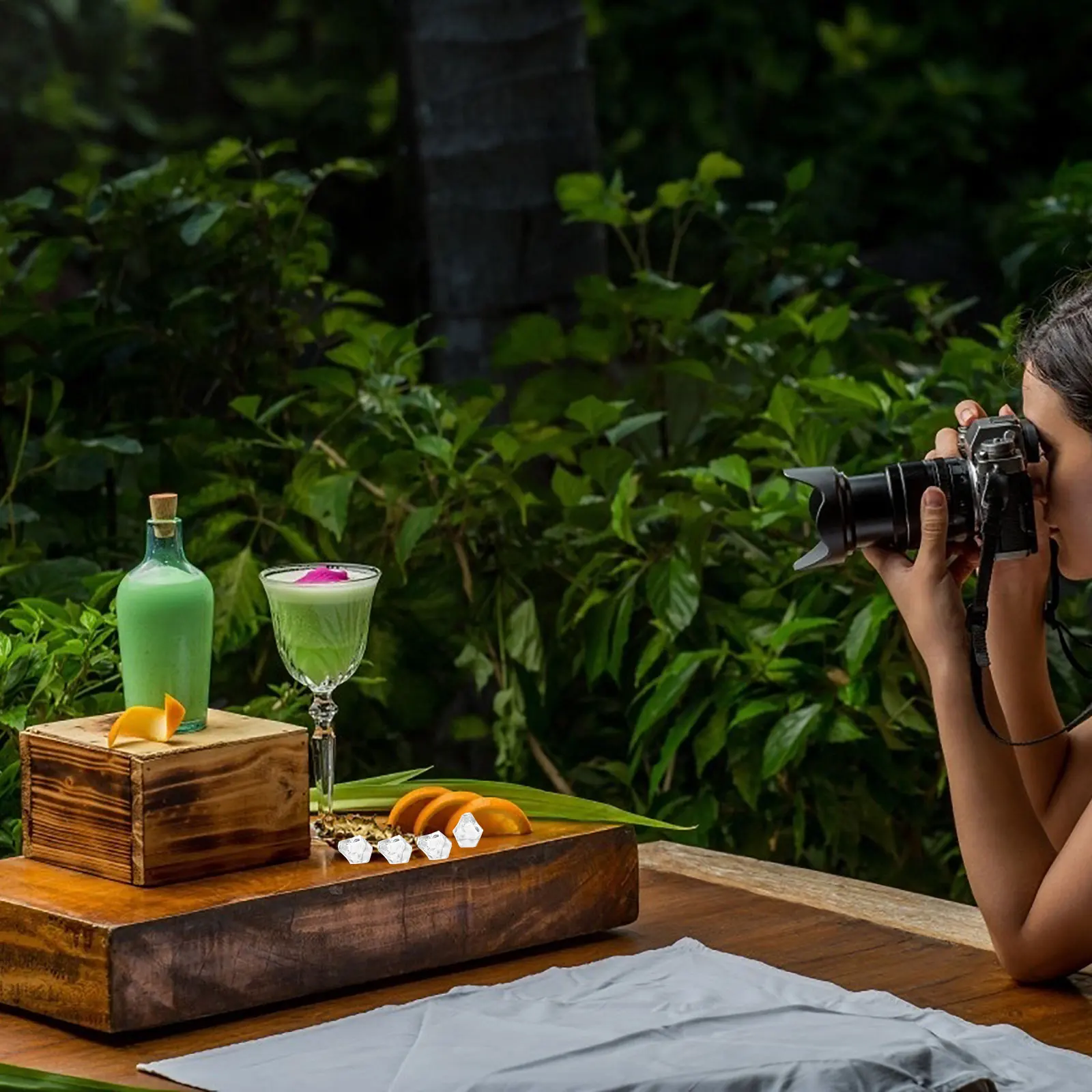 

48Pcs Simulated Ice Cubes Acrylic Fake Ice Crystal Rocks Decoration Photography Props Bar Shop Decor Reusable Clear Blocks