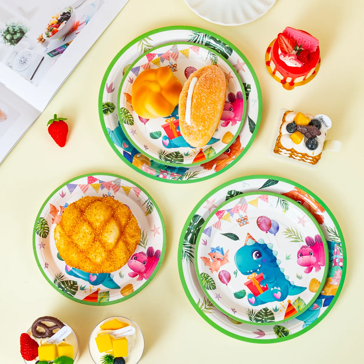 10/25/50Pcs Cute Party Dinosaur Disposable Paper Plates 7/9 Inch Watercolor Cartoon Round Plates for Birthday Party Supplies view 5