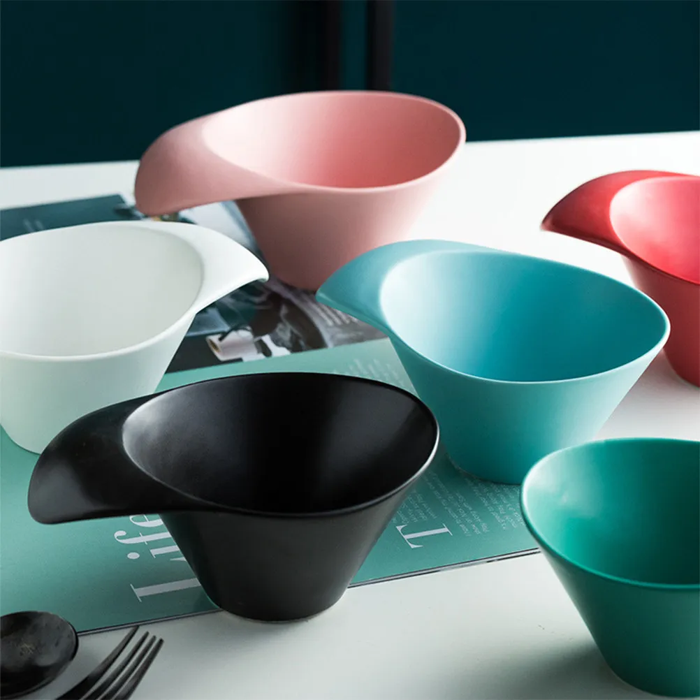 

Керамическая чаша асимметричной формы, 350 мл, матовая поверхность, для закусок, орехов, сухофруктов, для сервировки стола, вечеринок, свадеб, баров, красная