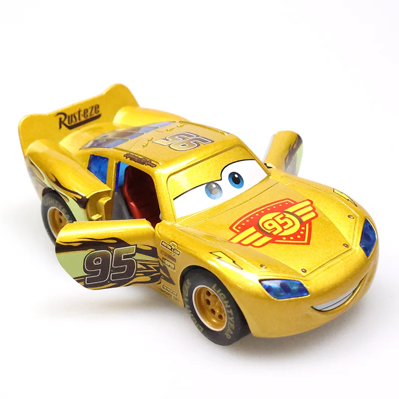 

Takara Tomy 1:32 Gold Lightning McQueen Die-cast Alloy Car - Opening Doors, Collectible Toy Model for Fans