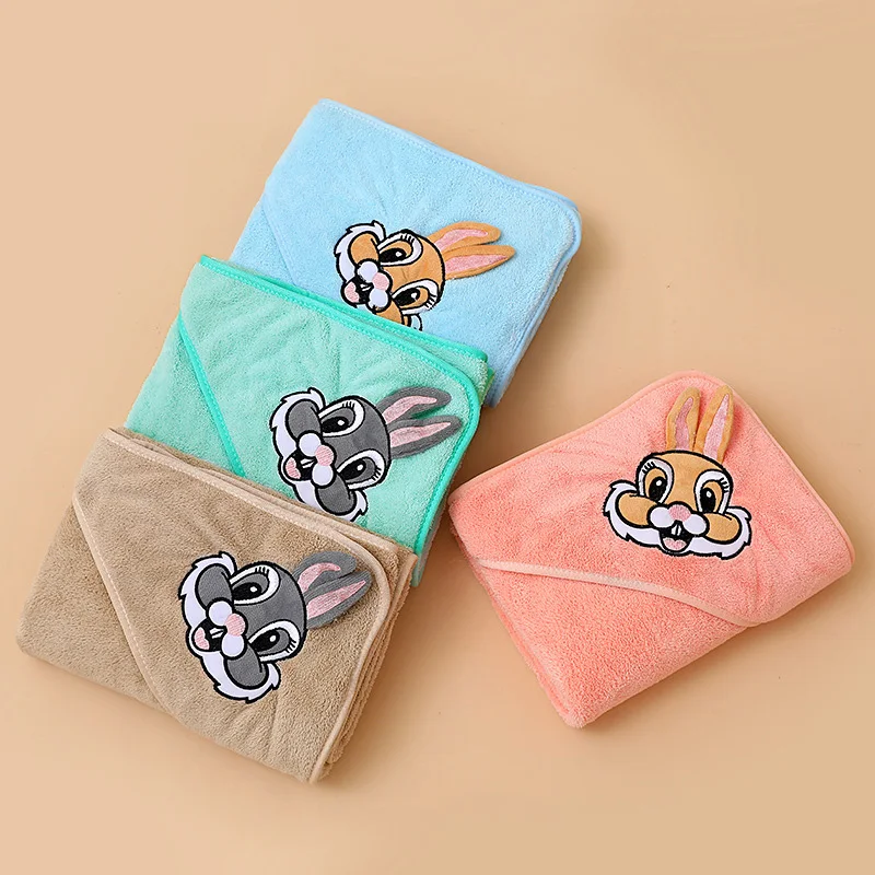 Coral fleece wearable blanket, cartoon rabbit home bath towel with strong water absorption, children's cover blanket bath towel
