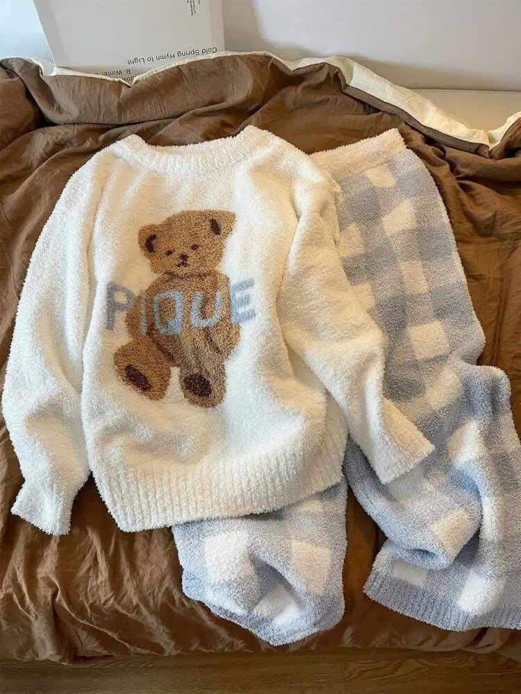 Women's Coral Fleece Sleepwear Half Velvet Leisure Home Clothes Set Bear Pattern Autumn Winter Warm Soft Cartoon Style Pajamas