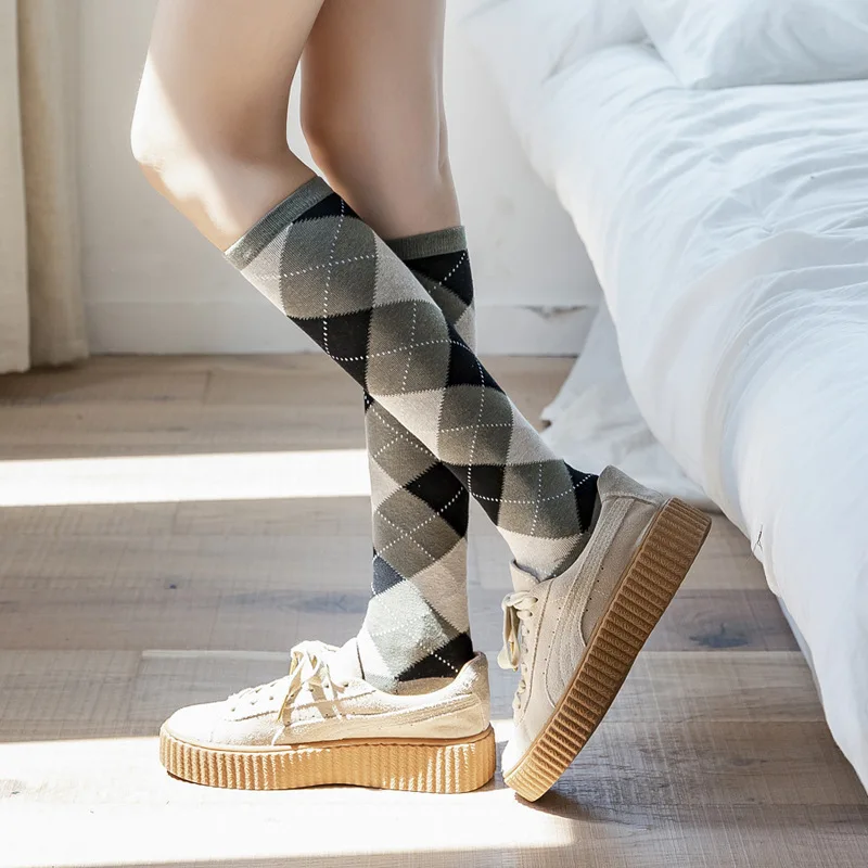 3 Pairs Women's Calf Socks Vintage Scottish British Style Diamond Plaid Sock Autumn Winter Long Cotton Knee Socks Woman Fashions