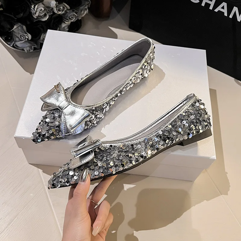 Pointed Single Shoe Women's 2024 Spring New Soft Sole Bow Sequin Shoes Shallow Cut Flat Bottom