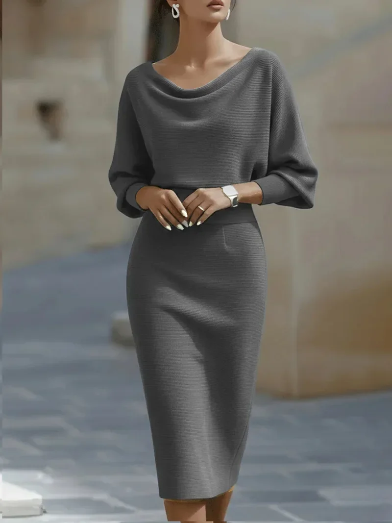 Damenkleid mit Wasserfallausschnitt und Fledermausärmeln, gestricktes Midikleid, hohe Taille, figurbetont, elegant, für den Alltag, Büro und Party. – Detail 10