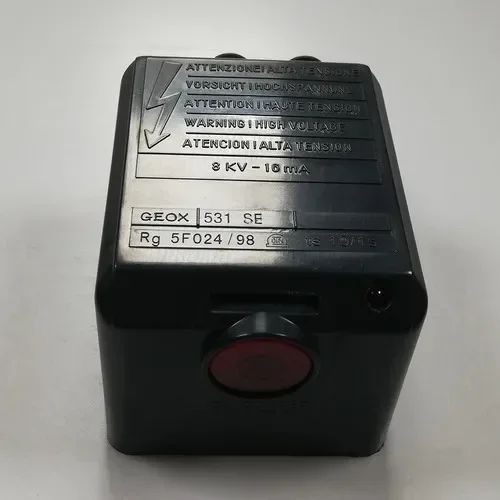 Ersetzen Sie den programmierbaren GEOX-Controller 531SE der italienischen Riyalo RBL 40-Serie mit brennendem Motor