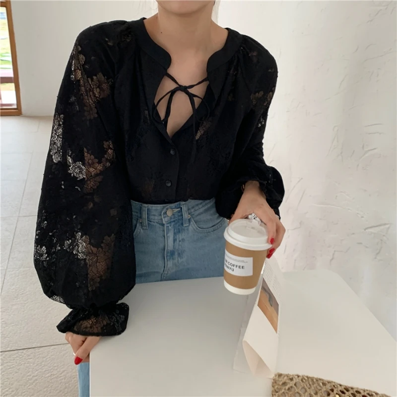 New Autumn Women Lace Shirts Fashion Lantern Long Sleeve Spring Loose Blouse Cardigan Clothes Korean Style Black Tops 10202