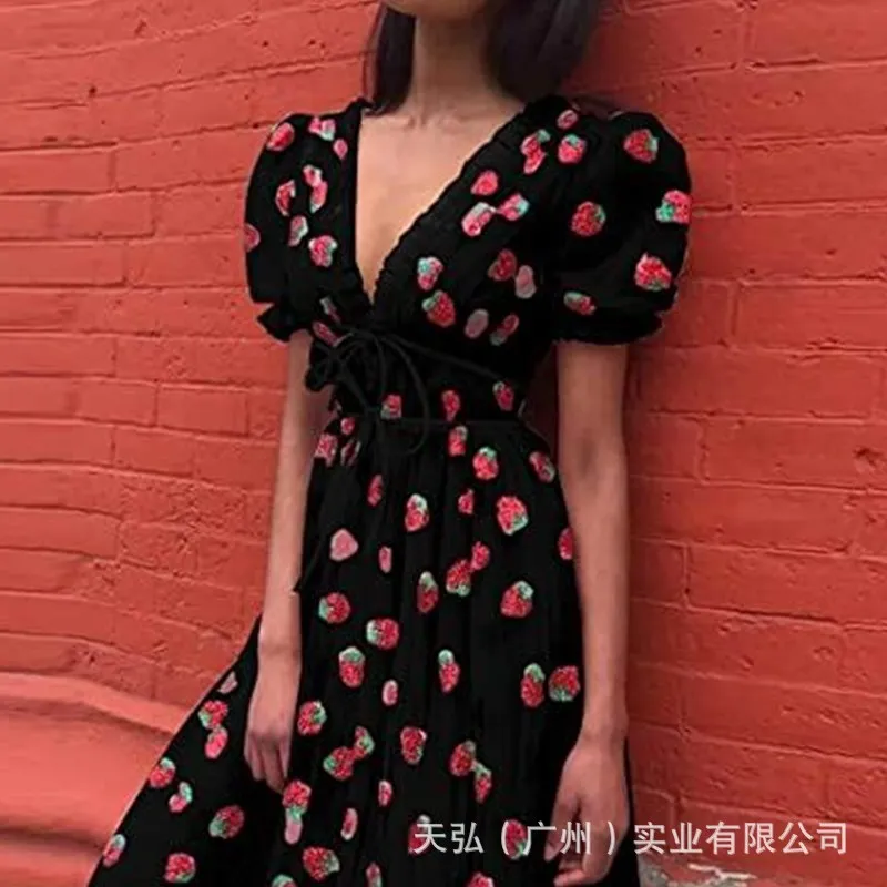 

2026 Spring/Summer New Arrival Women's Fashion Black Strawberry Mesh Dress with Puff Sleeves, French Style
