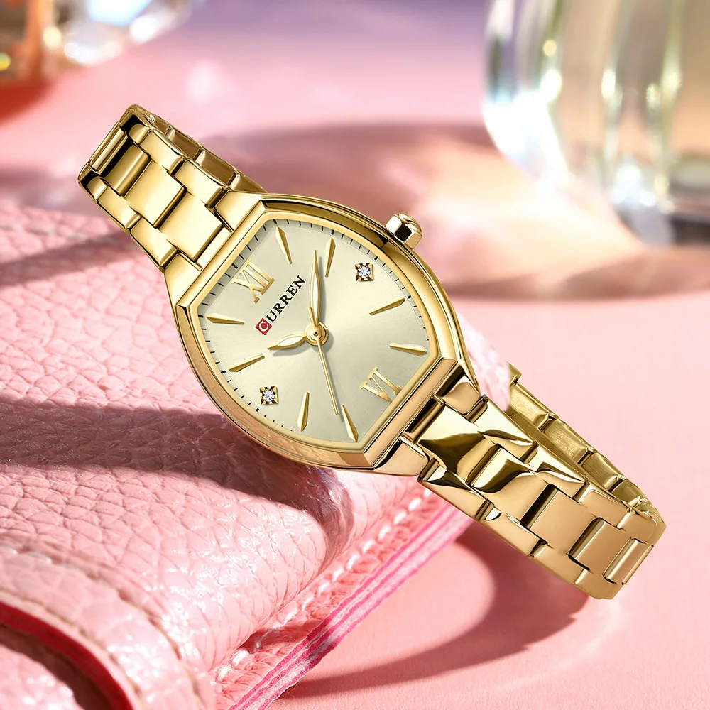 CURREN Vintage Style Tonneau Case Elegant Petite Quartz Watch for Women Luminous Hands with Stainless Steel Bracelet Lightweight